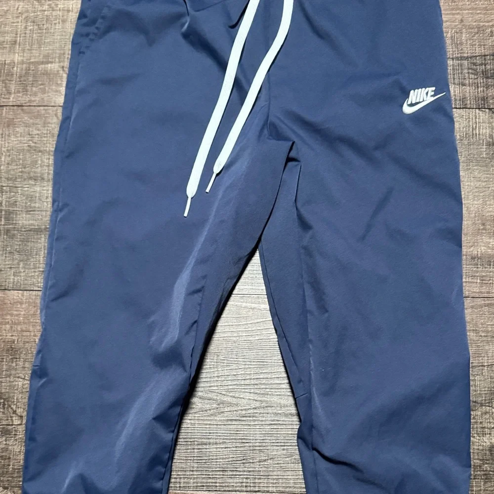 Nike Men's Navy Blue Joggers with White Drawstrings